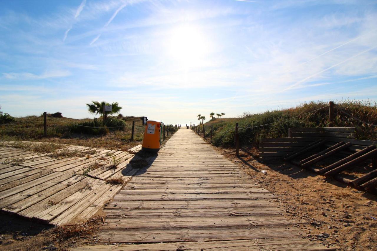 Global Properties, Apartamento Con Terraza Y Vistas A La Playa 카넷드버렝구어 외부 사진
