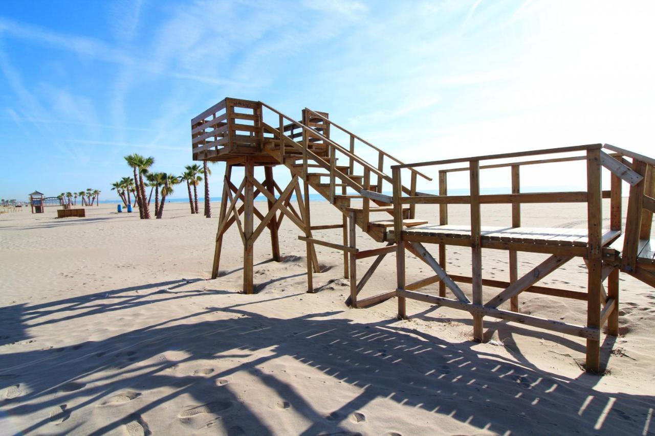 Global Properties, Apartamento Con Terraza Y Vistas A La Playa 카넷드버렝구어 외부 사진