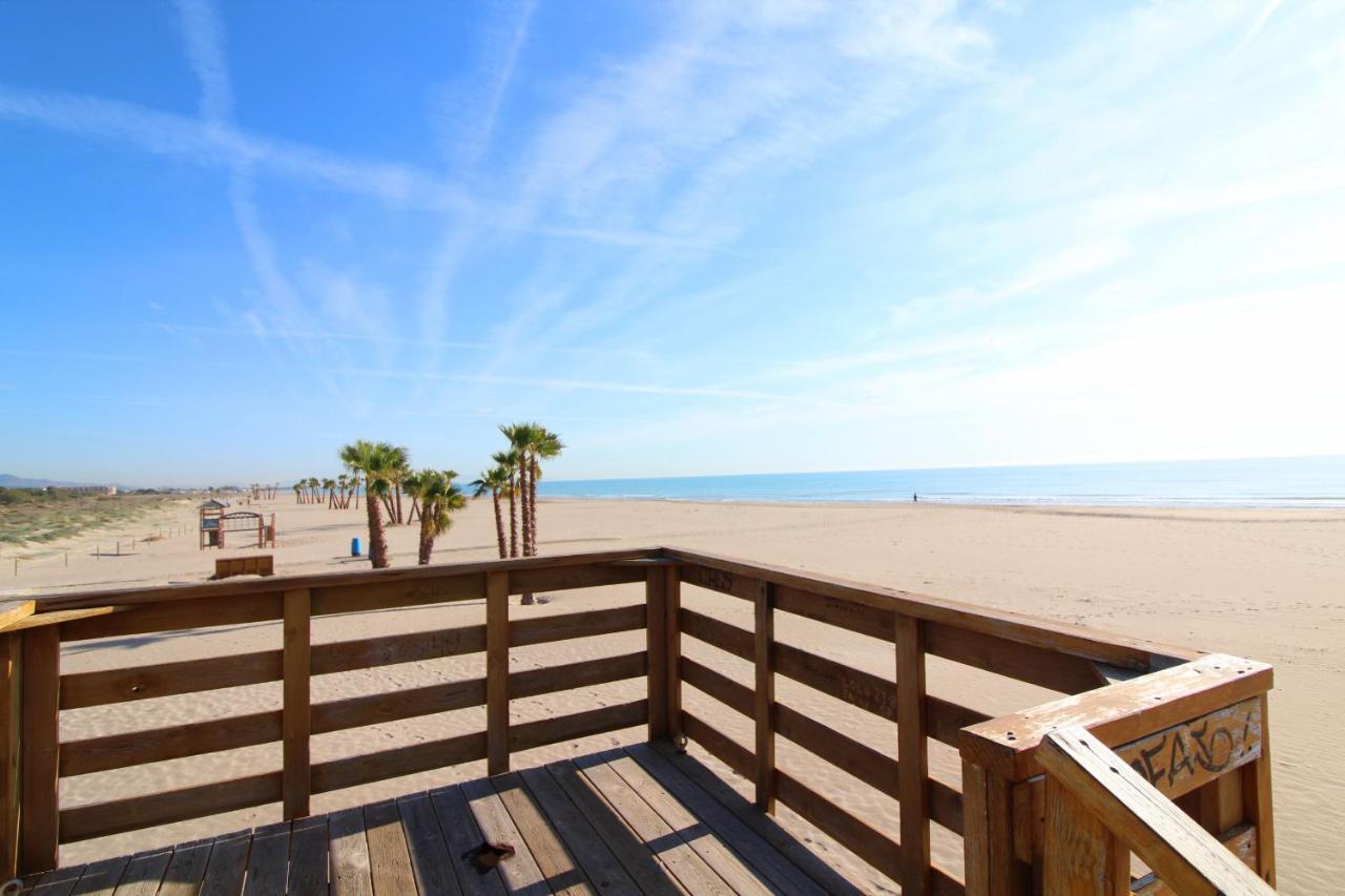 Global Properties, Apartamento Con Terraza Y Vistas A La Playa 카넷드버렝구어 외부 사진